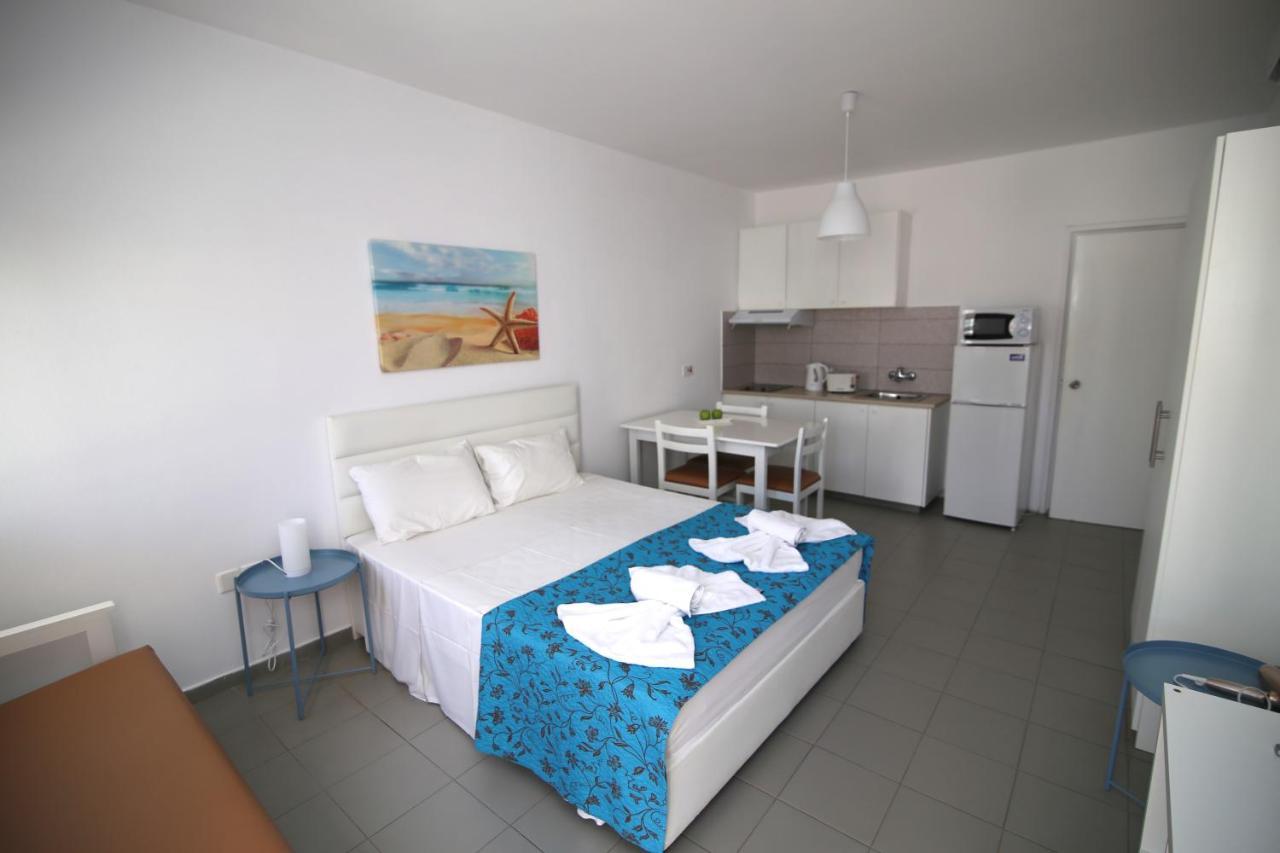 Lantiana Napa Aparthotel Ajía Nápa Kültér fotó