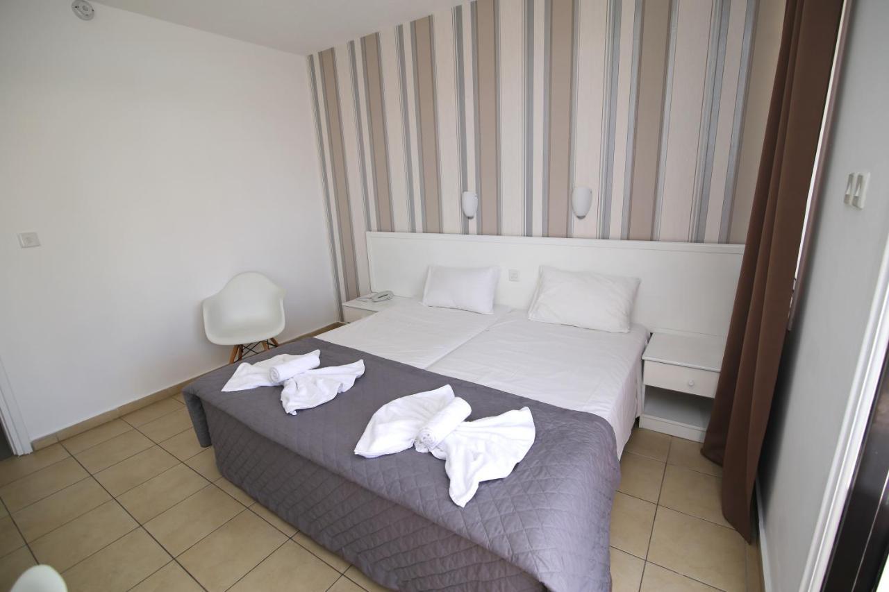 Lantiana Napa Aparthotel Ajía Nápa Kültér fotó