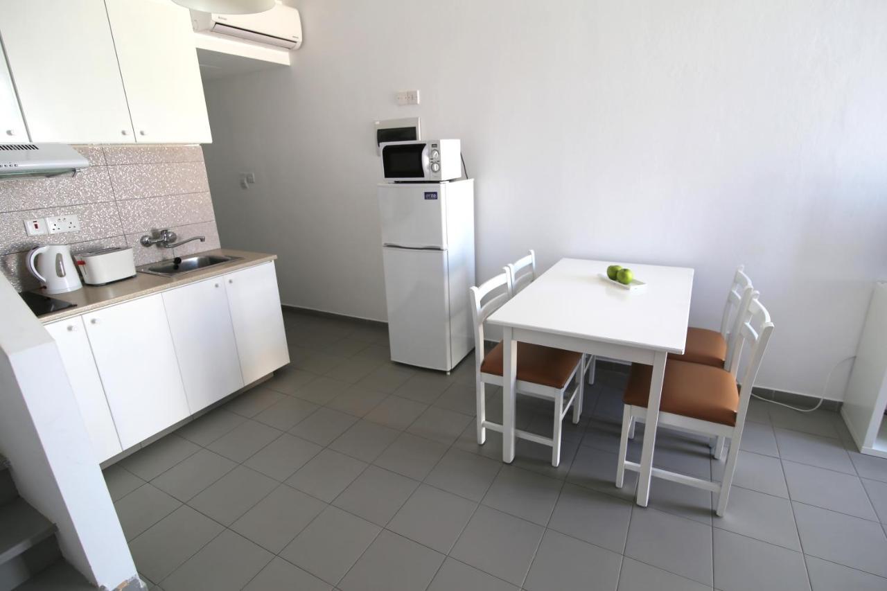 Lantiana Napa Aparthotel Ajía Nápa Kültér fotó