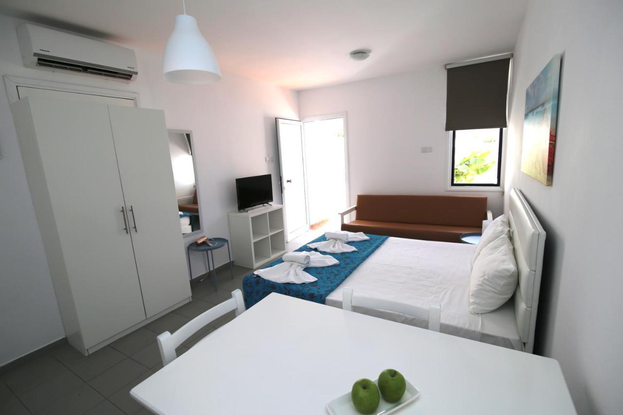 Lantiana Napa Aparthotel Ajía Nápa Kültér fotó