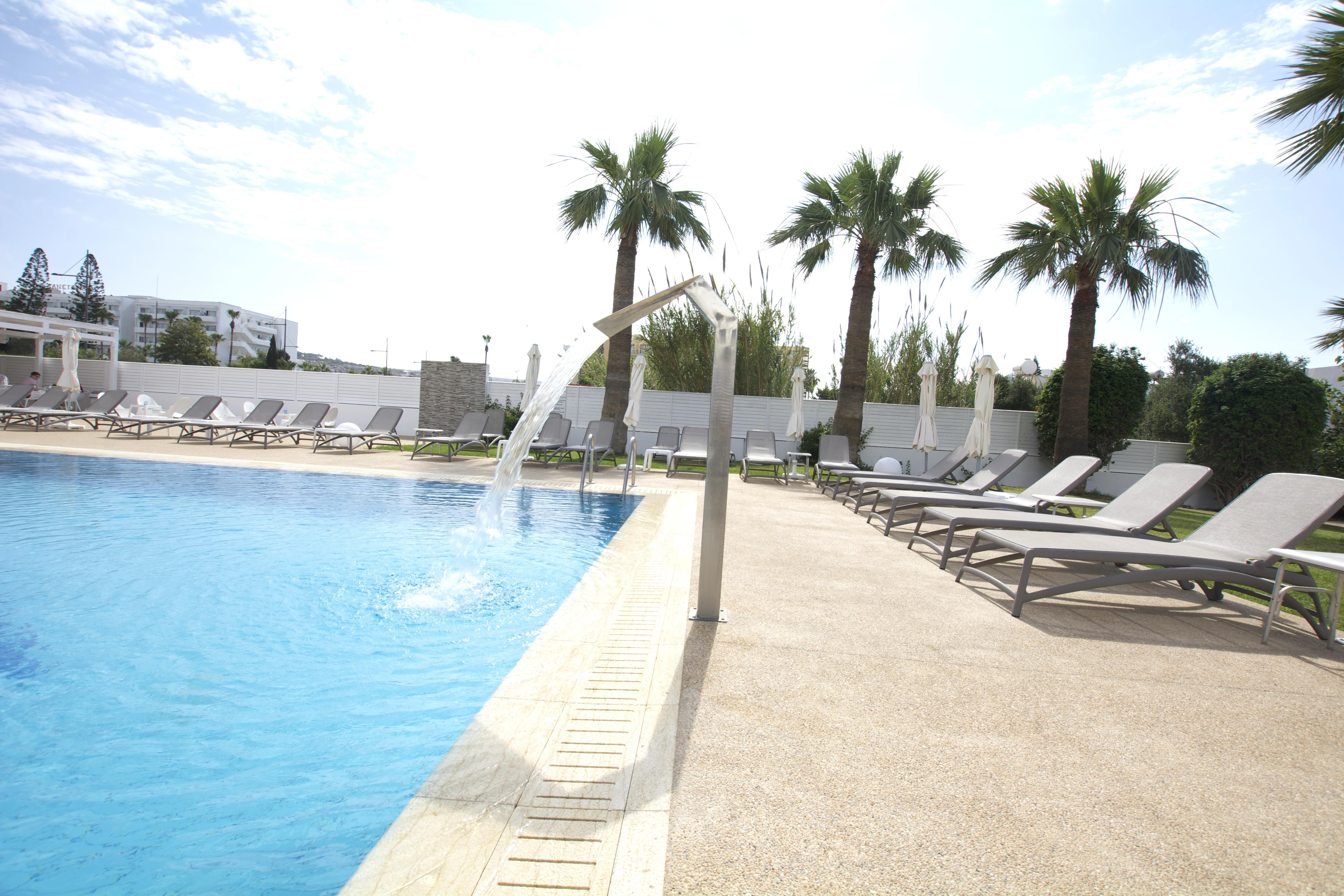 Lantiana Napa Aparthotel Ajía Nápa Kültér fotó